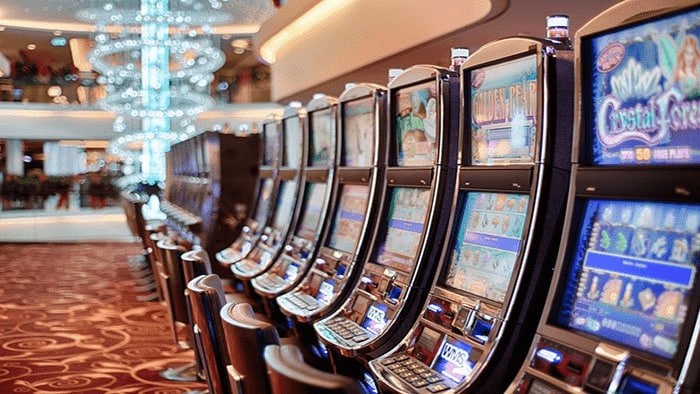 Tampilan kasino live gacorbet dengan dealer profesional dan slot online menarik